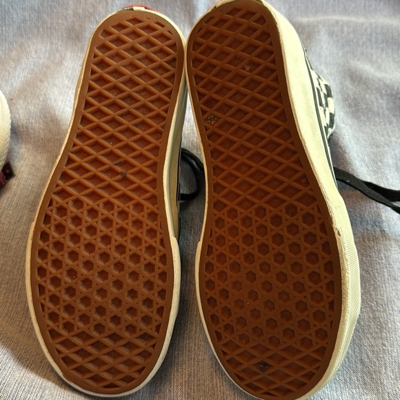 Vans Black and White High-Top Sneakers - Picture 12 of 12